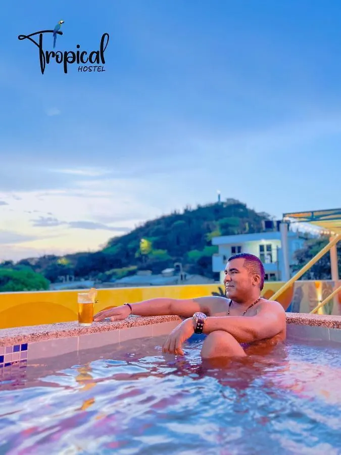 Otel Tropical Hostel Santa Marta